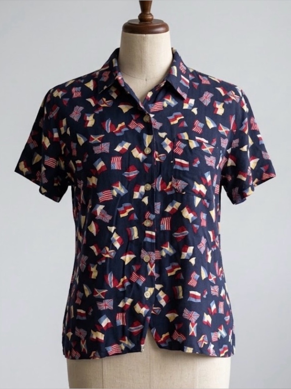 Vintage Flag Boxy Button Up Shirt Patriotic Summer Festival Women M Crazy Horse